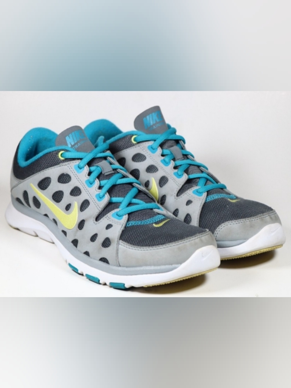 Nike Flex 2012 Supreme TR Womens Athletic Shoes